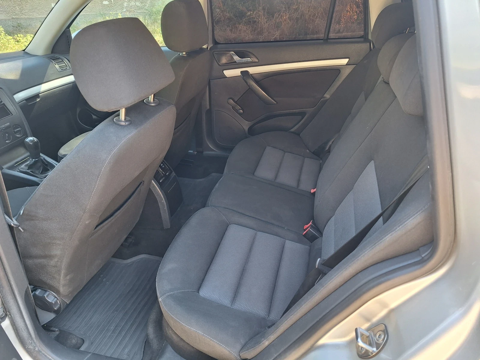 Skoda Octavia 1.9 тди, снимка 7 - Автомобили и джипове - 55465426