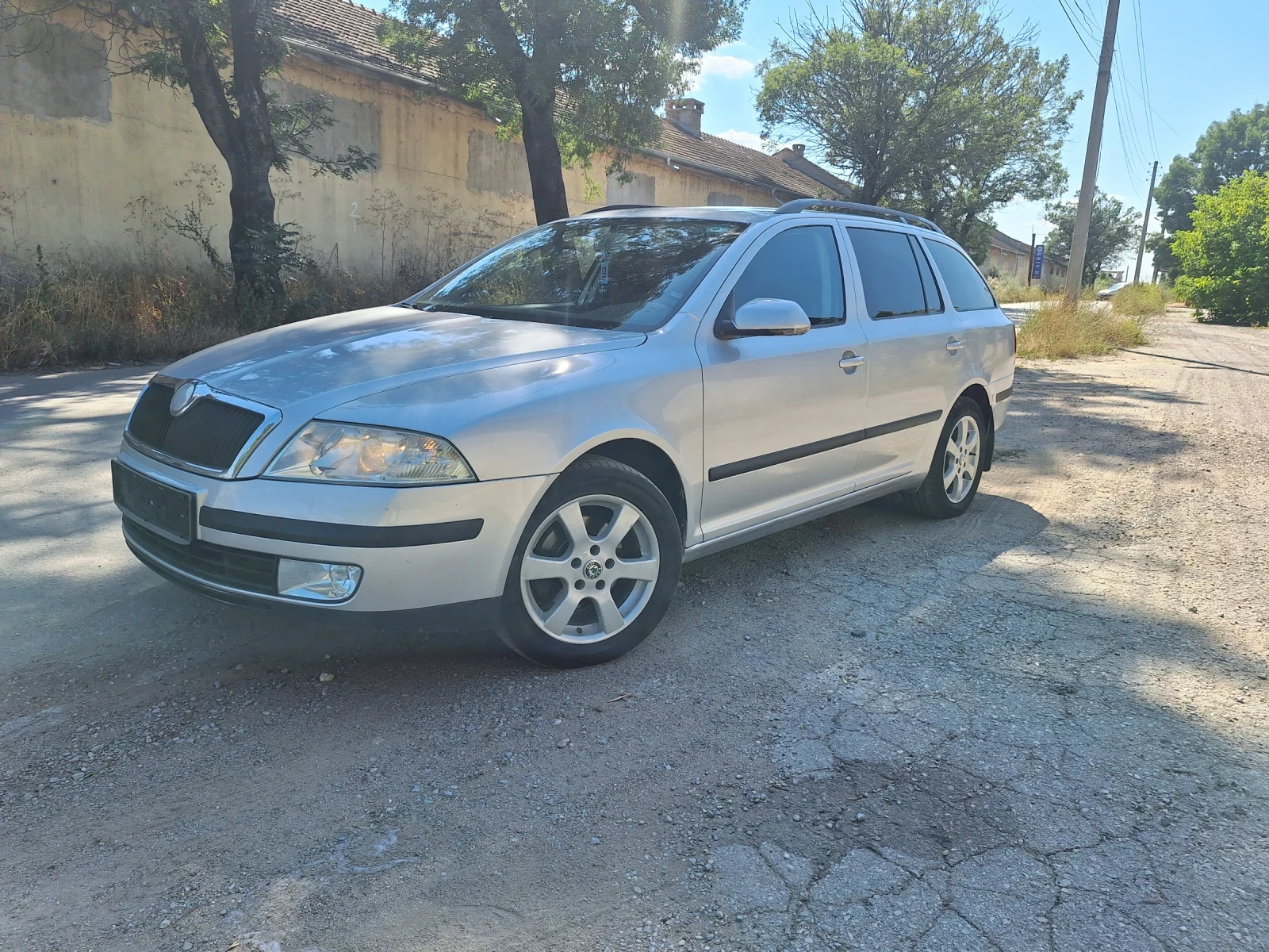 Skoda Octavia 1.9 тди, снимка 2 - Автомобили и джипове - 55465426