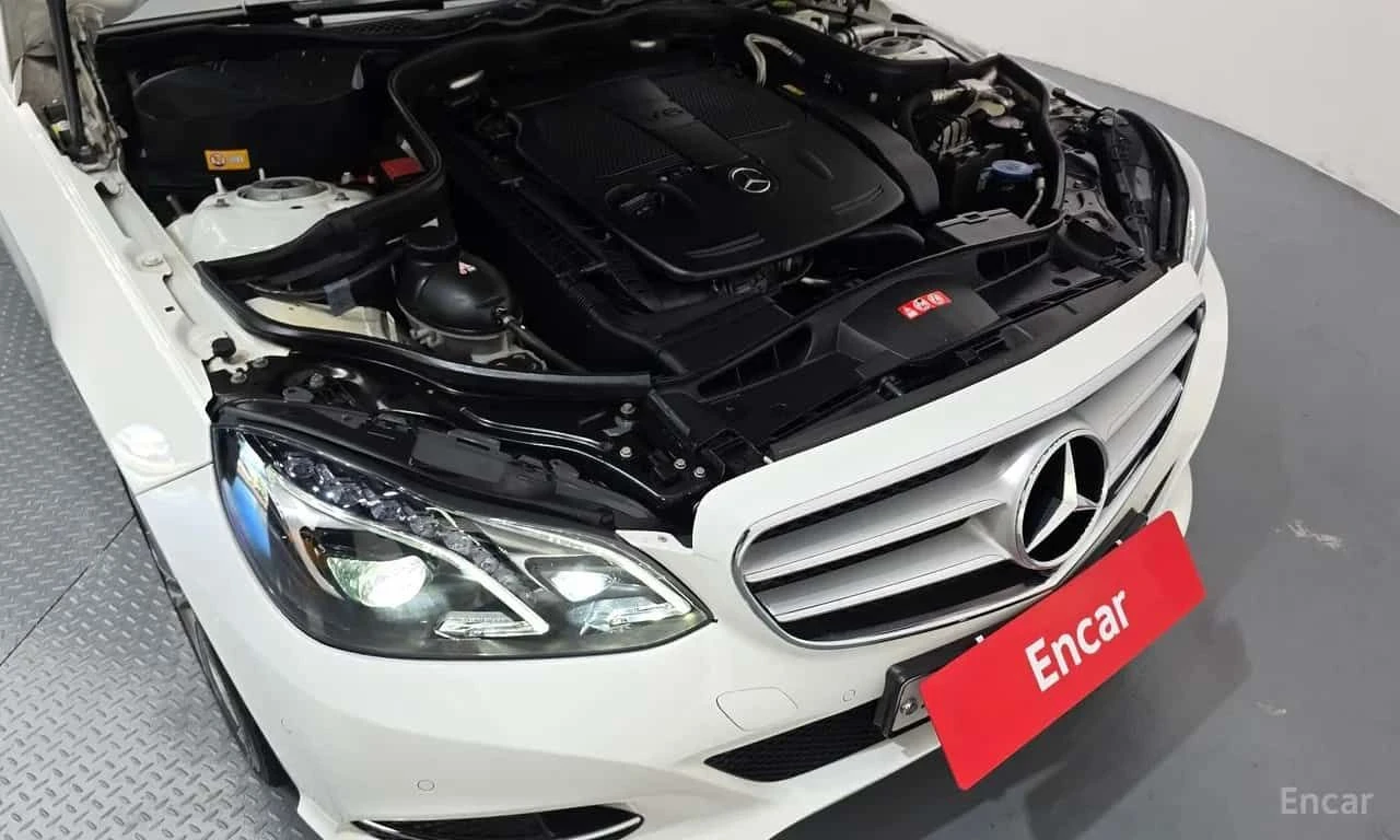 Mercedes-Benz E 300 4MATIC Avantgarde * КРАЙНА ЦЕНА ДО БЪЛГАРИЯ * , снимка 6 - Автомобили и джипове - 55569547