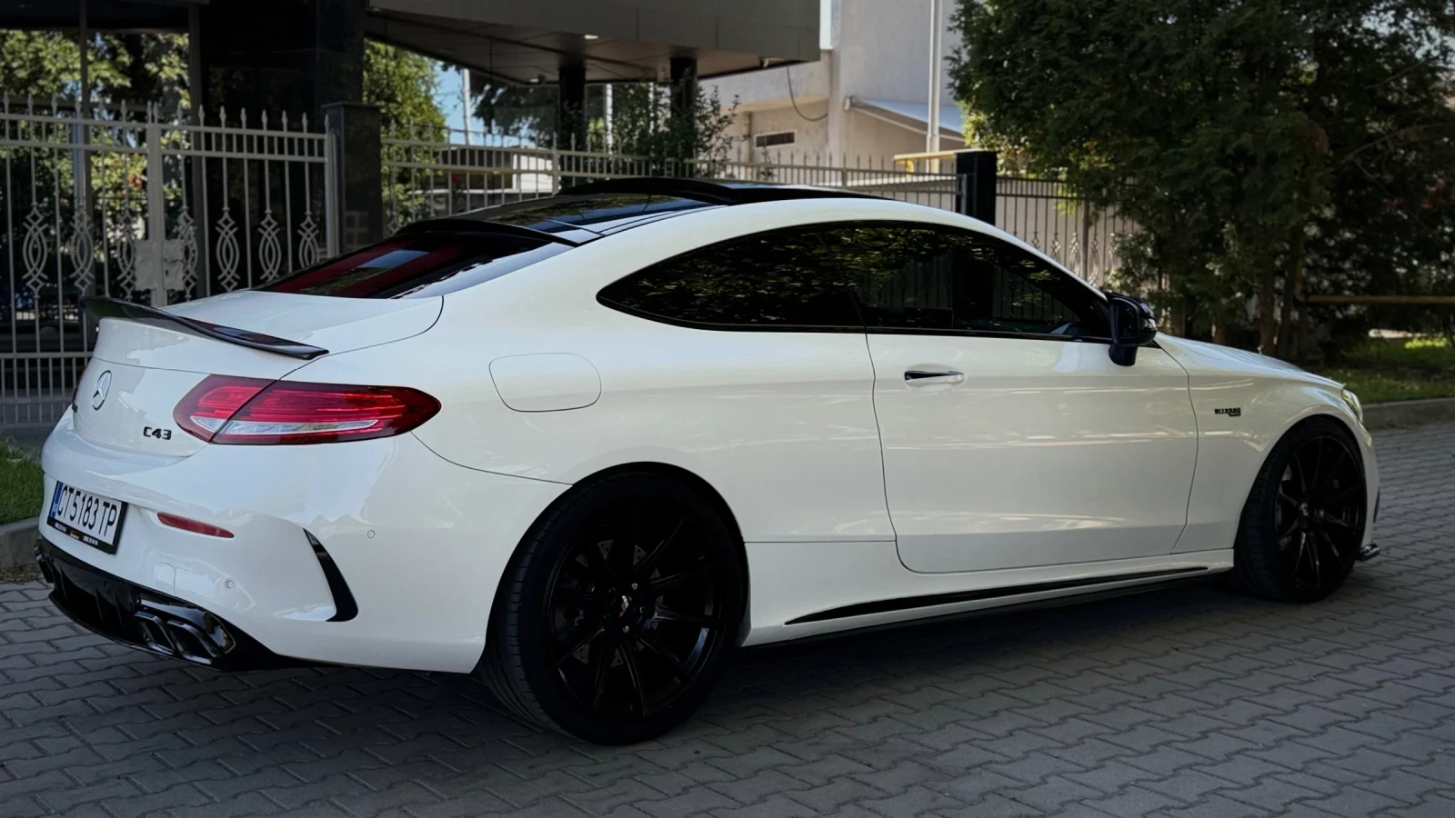 Mercedes-Benz C 43 AMG FULL MAX* 4M* Burm* Pano* AMG, снимка 4 - Автомобили и джипове - 55688489