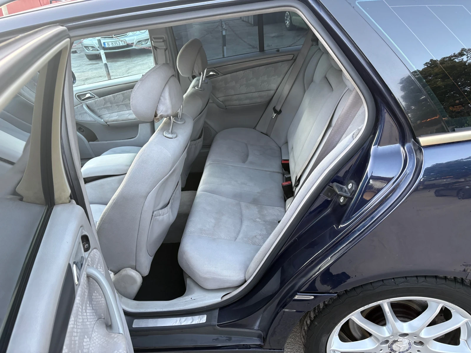 Mercedes-Benz C 270 270 CDI, снимка 12 - Автомобили и джипове - 55773942