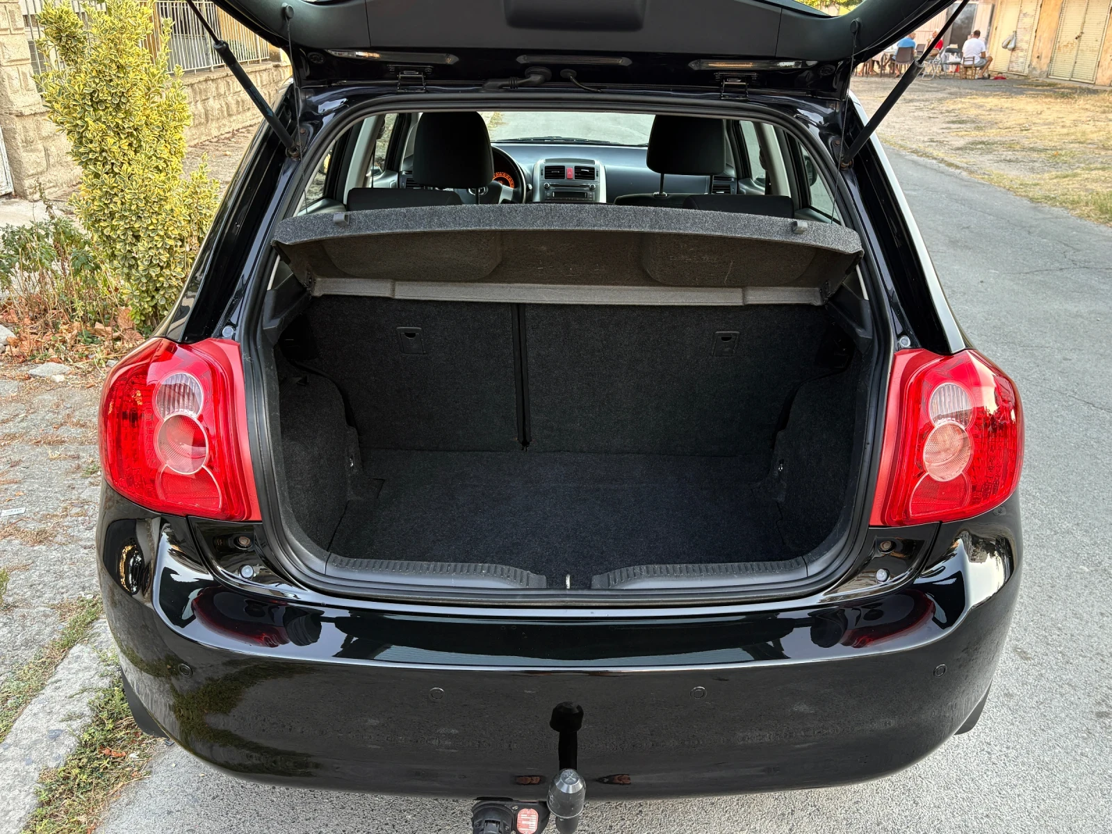 Toyota Auris 1.6i климатик# 136 000км#, снимка 15 - Автомобили и джипове - 55955437