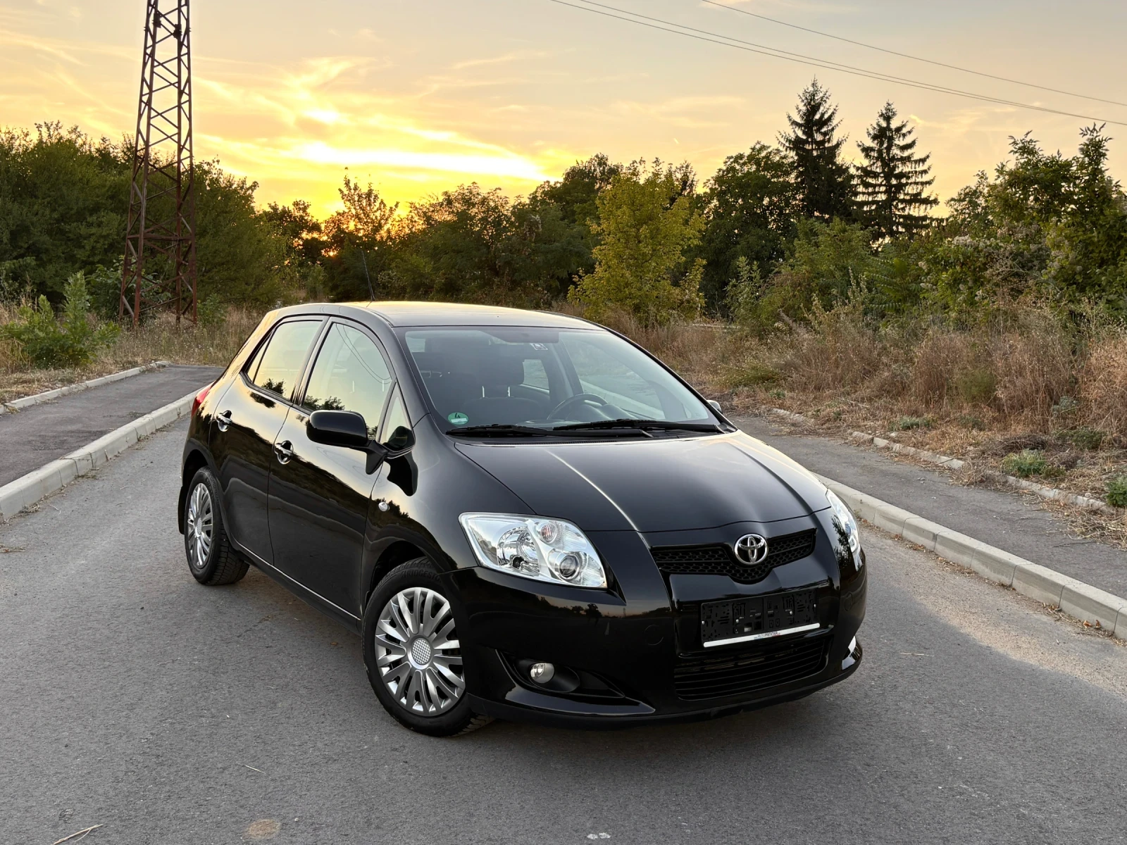 Toyota Auris 1.6i климатик# 136 000км#