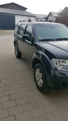     Nissan Pathfinder 2.5 dci  