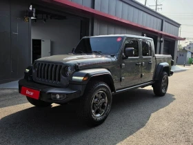 ������ Jeep Gladiator
