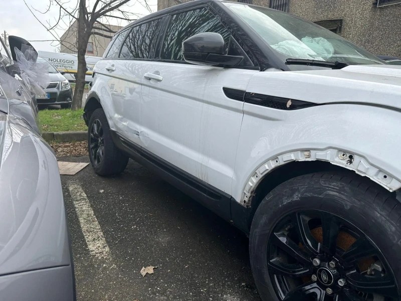 Land Rover Range Rover Evoque 2.0 D , снимка 7 - Автомобили и джипове - 48474288