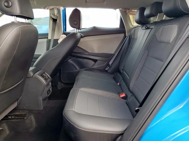 VW Taos 1.5L 4 Front-wheel Drive - изображение 4