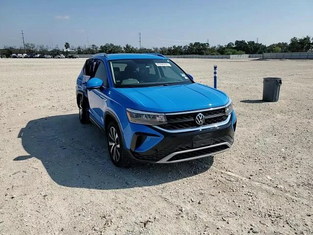 VW Taos 1.5L 4 Front-wheel Drive