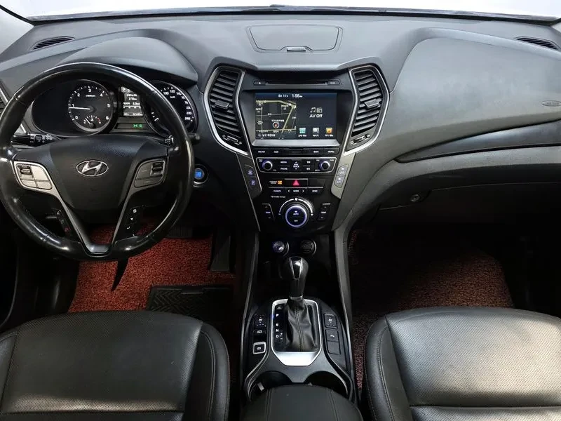 Hyundai Santa fe DIESEL 2.0 4WD VALUE PLUS, снимка 13 - Автомобили и джипове - 55307594