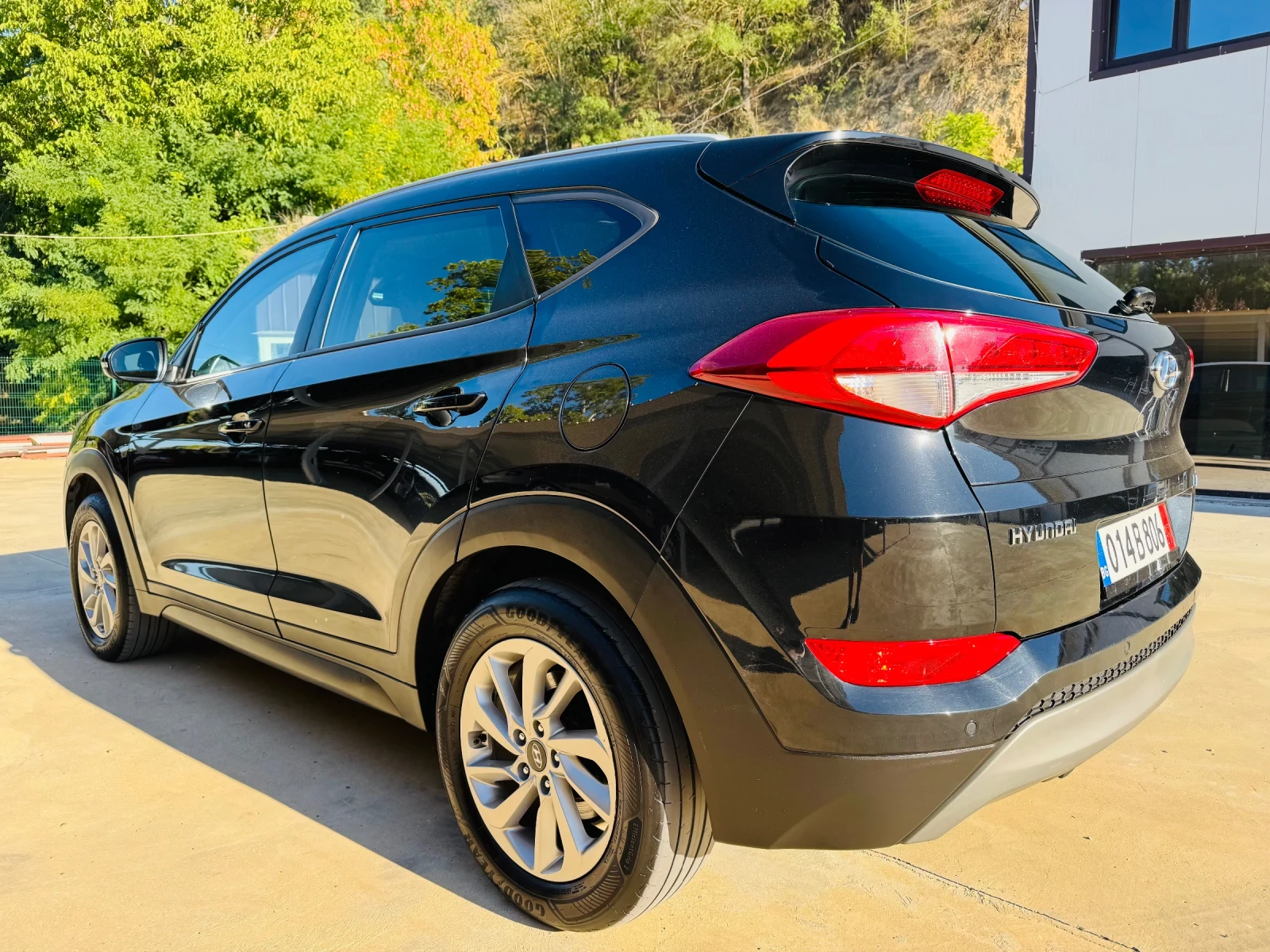 Hyundai Tucson * 2.0CRDi* EDITION* 4WD - изображение 5