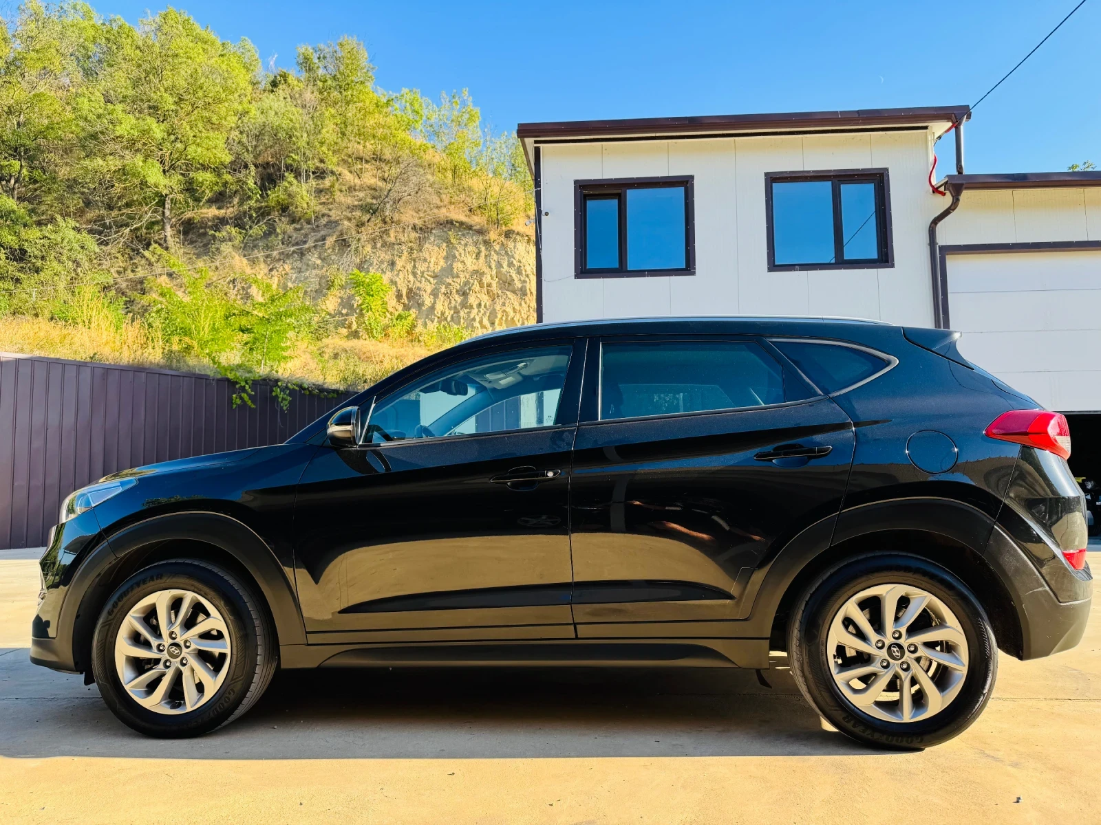 Hyundai Tucson * 2.0CRDi* EDITION* 4WD - изображение 4