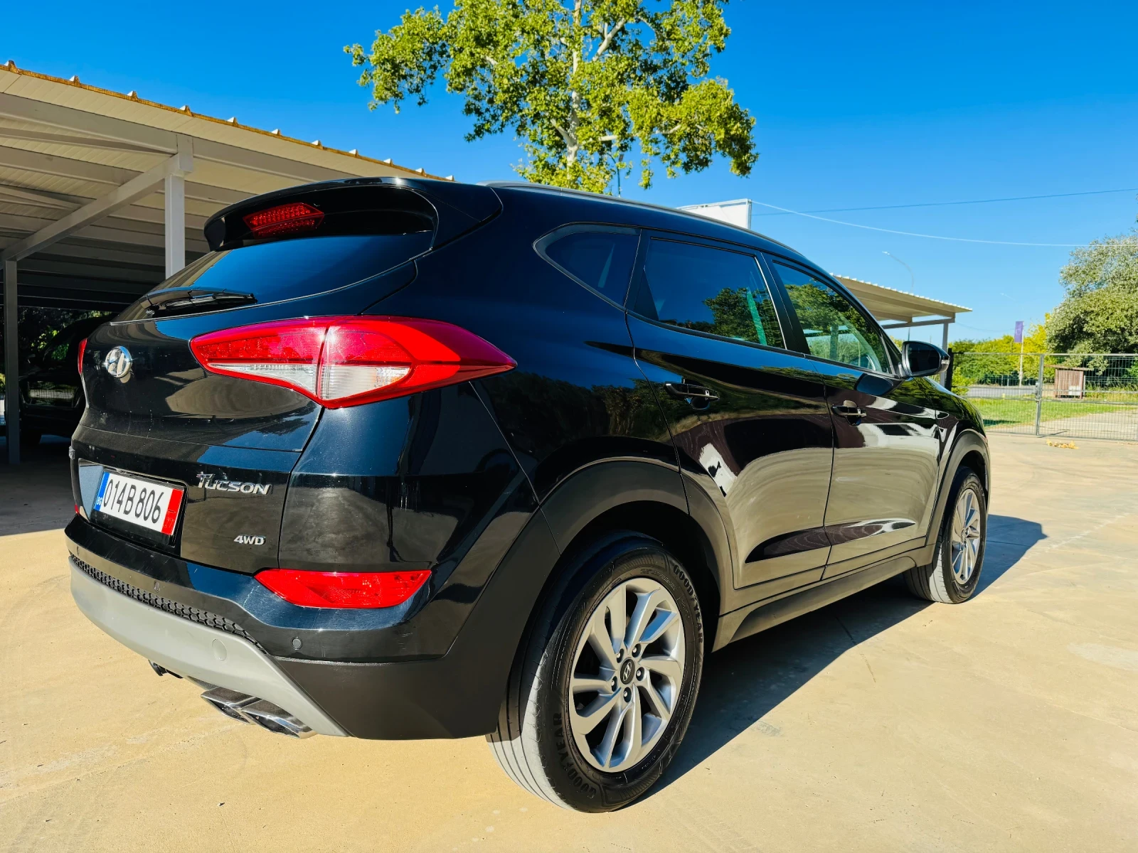 Hyundai Tucson * 2.0CRDi* EDITION* 4WD - изображение 7