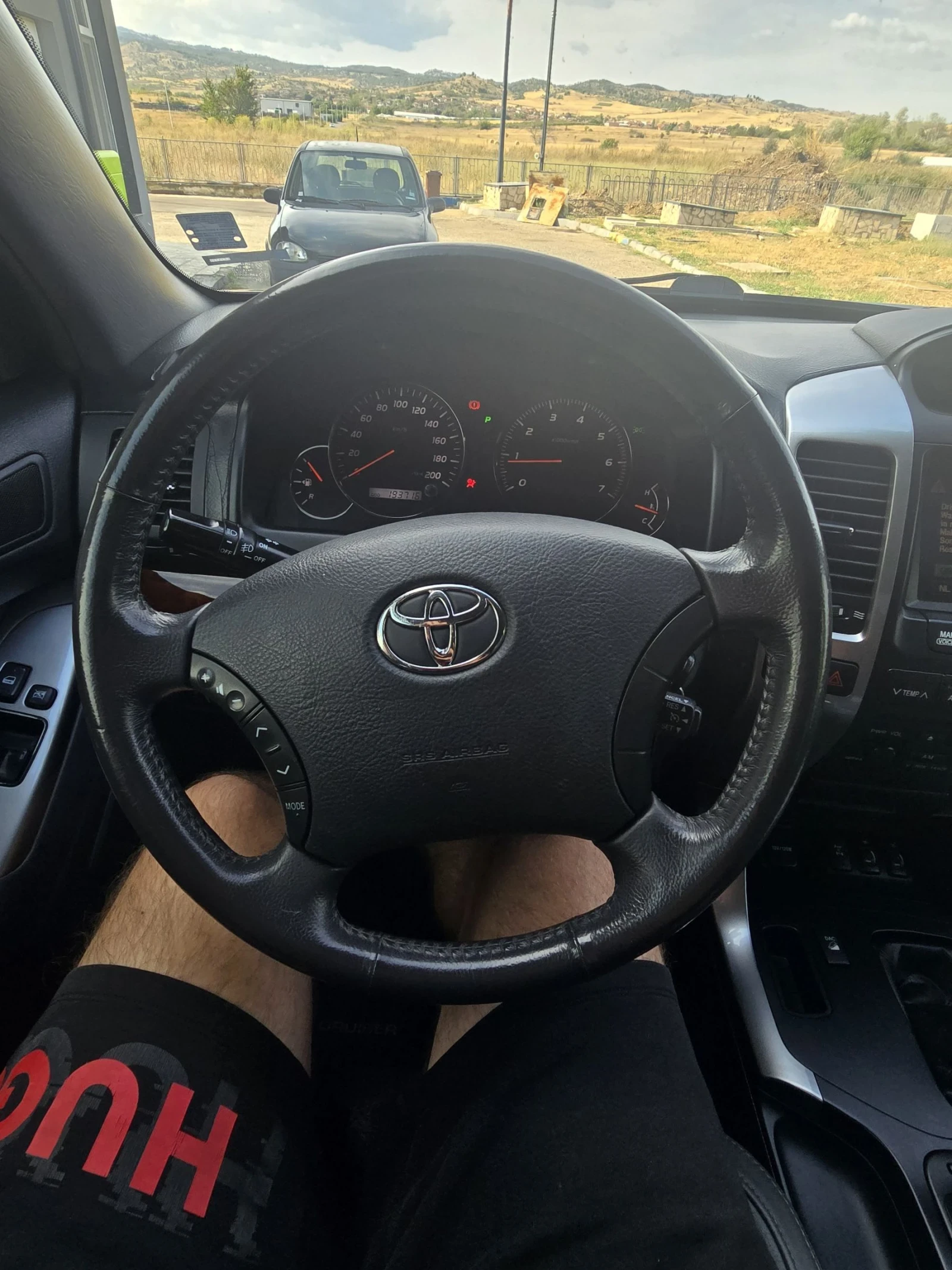 Toyota Land cruiser 4.0 бензин/къса база - изображение 7