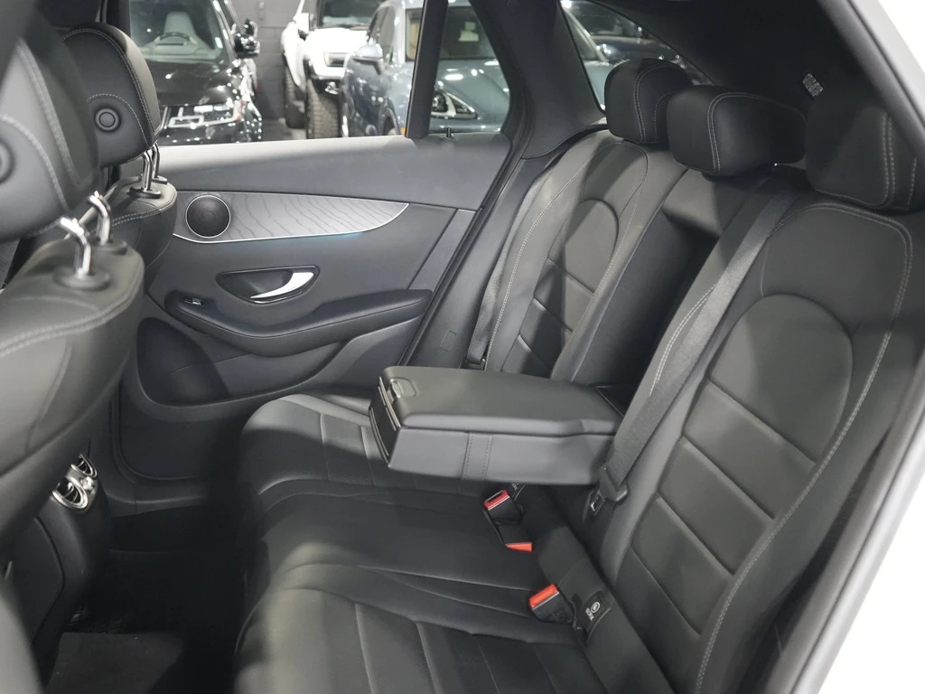 Mercedes-Benz GLC 300 4Matic / PANO / 360 | Mobile.bg   16