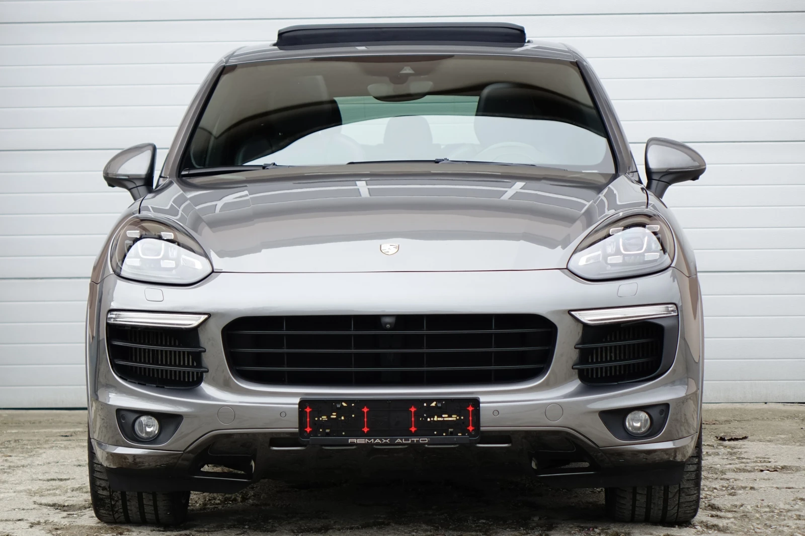 Porsche Cayenne GTS OPTIC* HD MATRIX LIGTS* BOSE* PANO*  - изображение 2