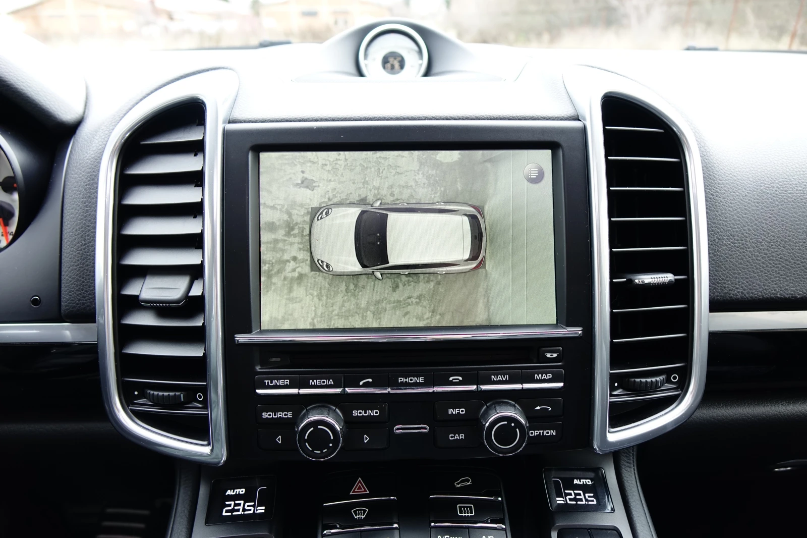 Porsche Cayenne GTS OPTIC* HD MATRIX LIGTS* BOSE* PANO*  - изображение 10