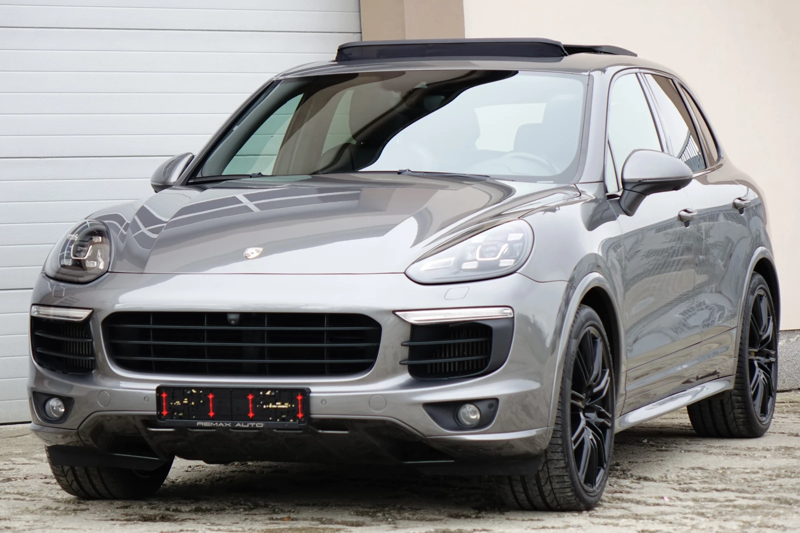 Porsche Cayenne GTS OPTIC* HD MATRIX LIGTS* BOSE* PANO*  - изображение 5
