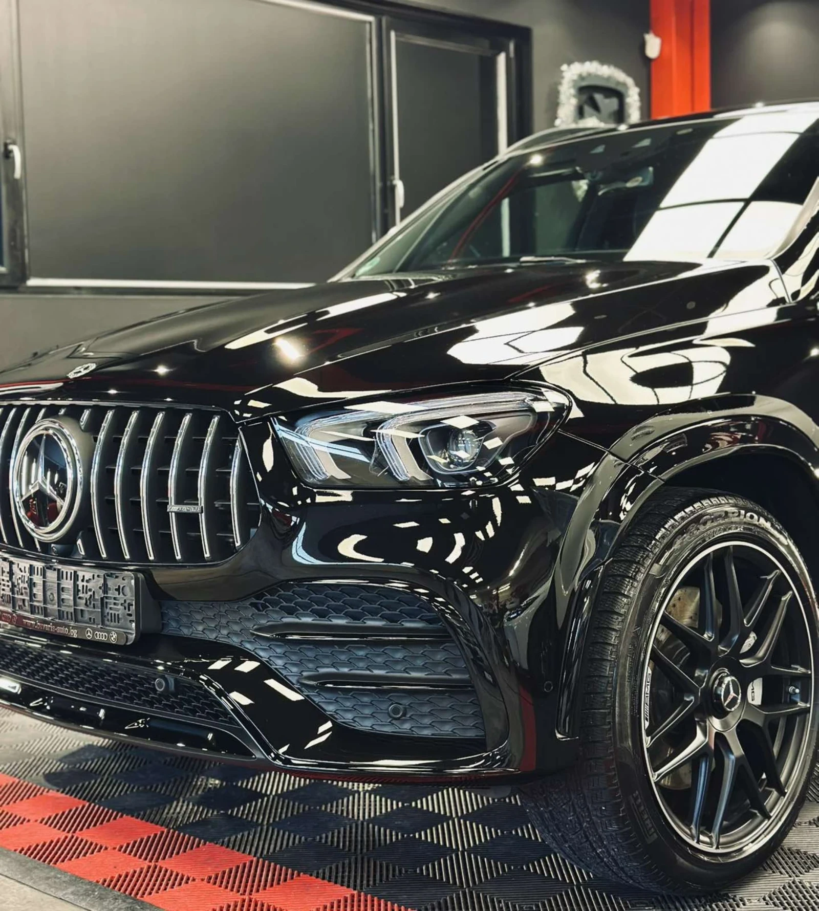 Mercedes-Benz GLE 53 4MATIC Panorama Carbon - изображение 6