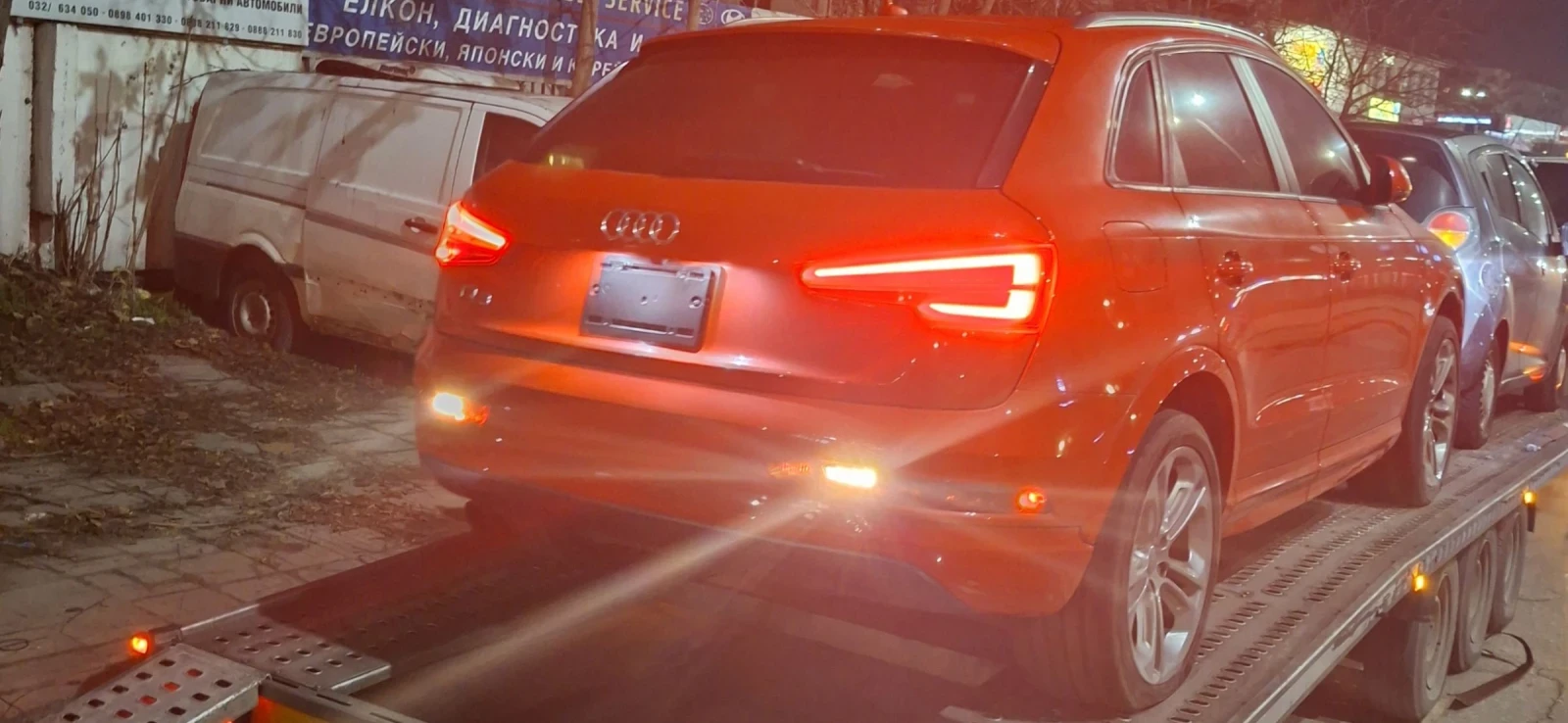 Audi Q3 2.0T S-line, снимка 17 - Автомобили и джипове - 53751845