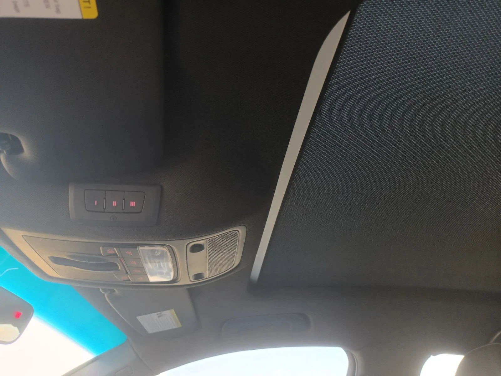 Audi Q3 2.0T S-line, снимка 14 - Автомобили и джипове - 53751845