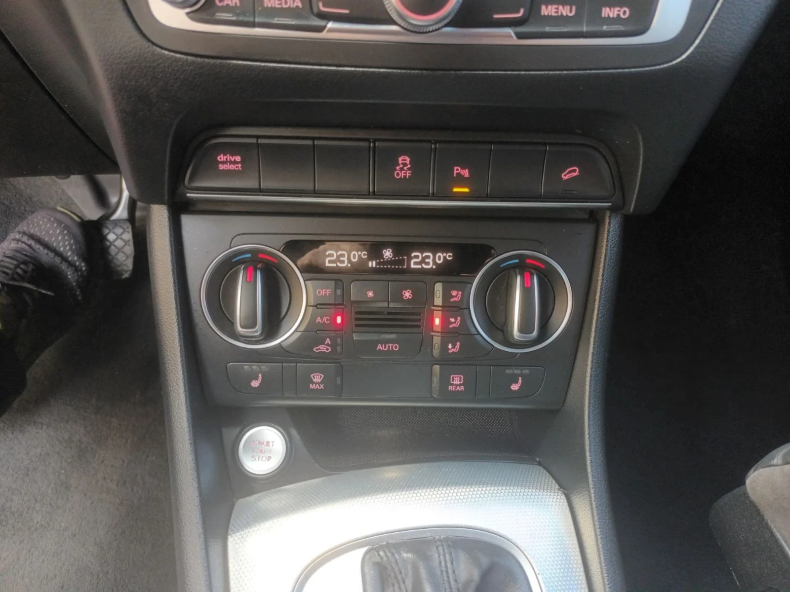 Audi Q3 2.0T S-line - изображение 8