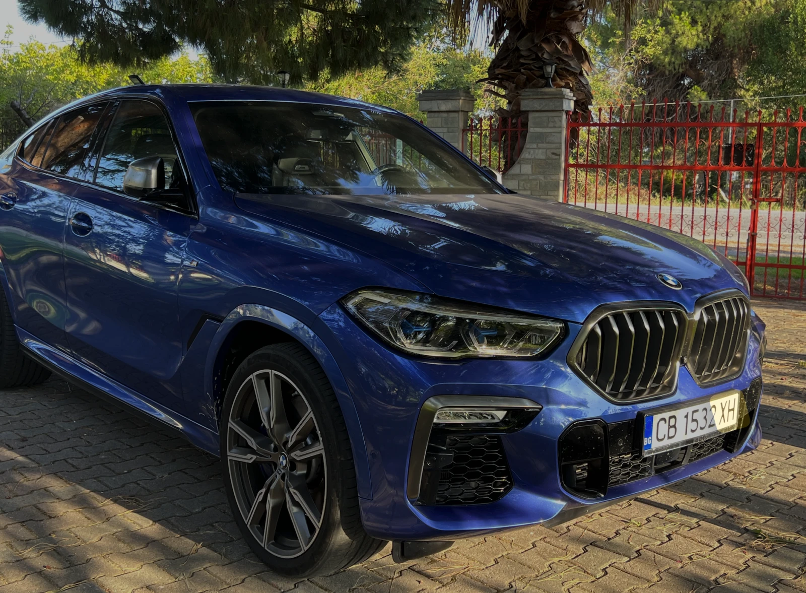 BMW X6 M50i, снимка 6 - Автомобили и джипове - 54061365