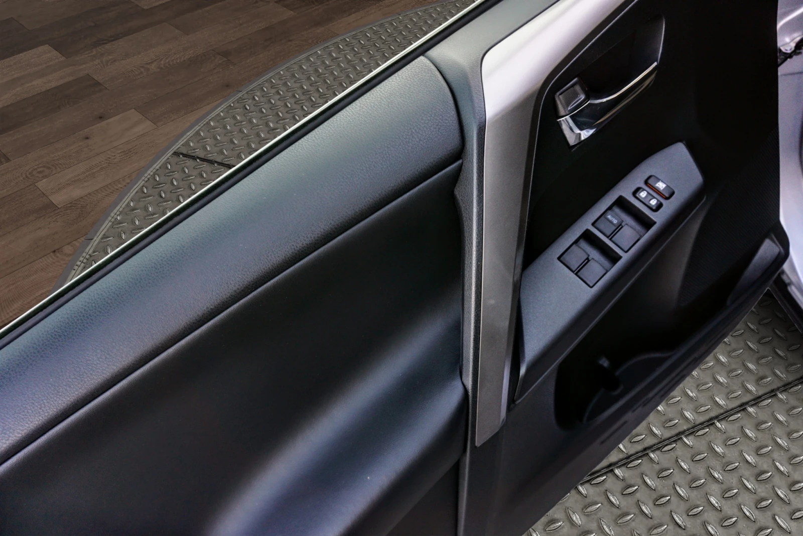 Toyota Rav4 2.5 VVT-I H E-CVT | Mobile.bg � ����������� 6