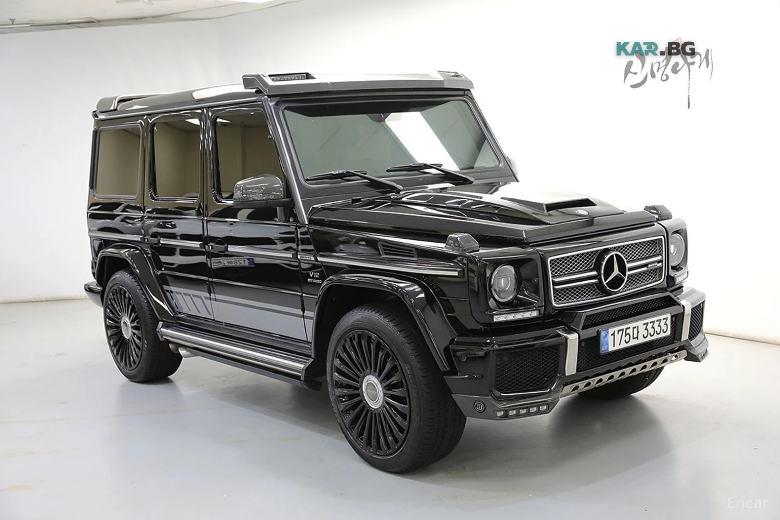 Mercedes-Benz G 63 AMG ПОДГРЕВ* ОБДУХВ* МОНИТОРИ* APPLE CARPLAY* HUD* ПАН