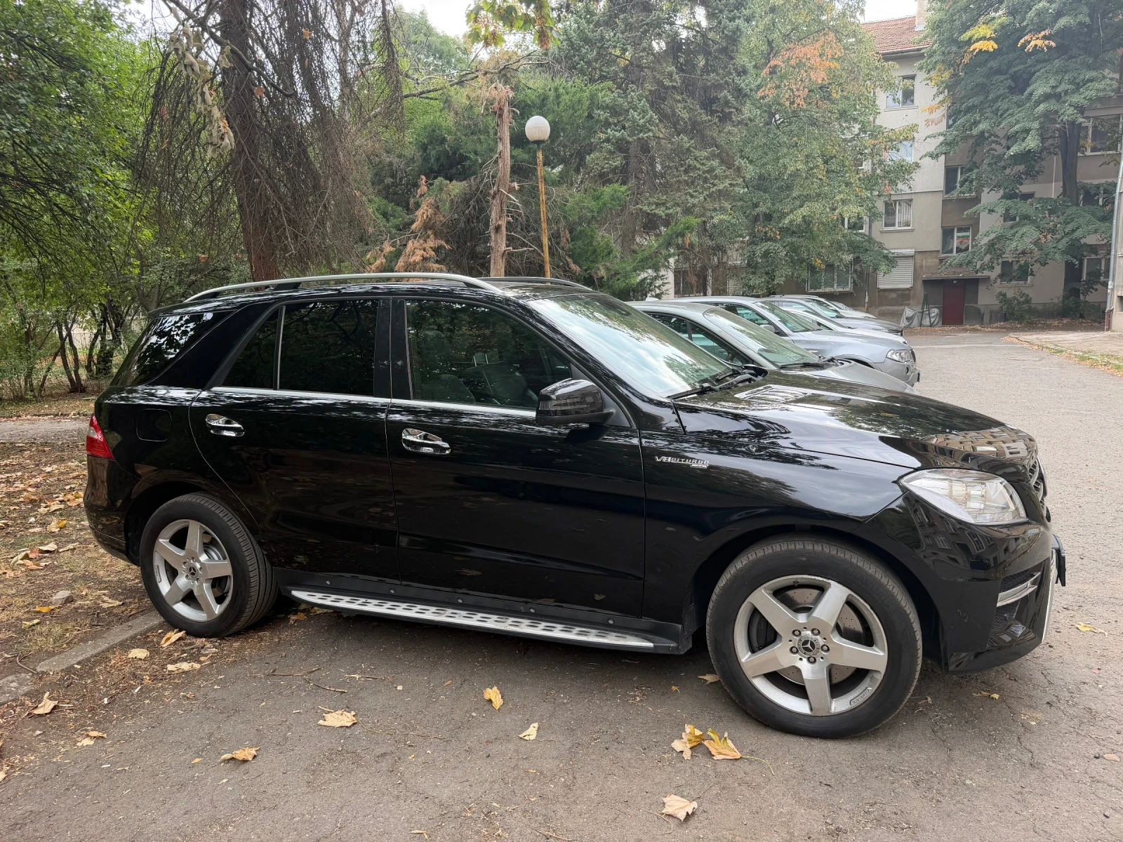 Mercedes-Benz ML 500 Ml 550 AMG, снимка 13 - Автомобили и джипове - 56136417