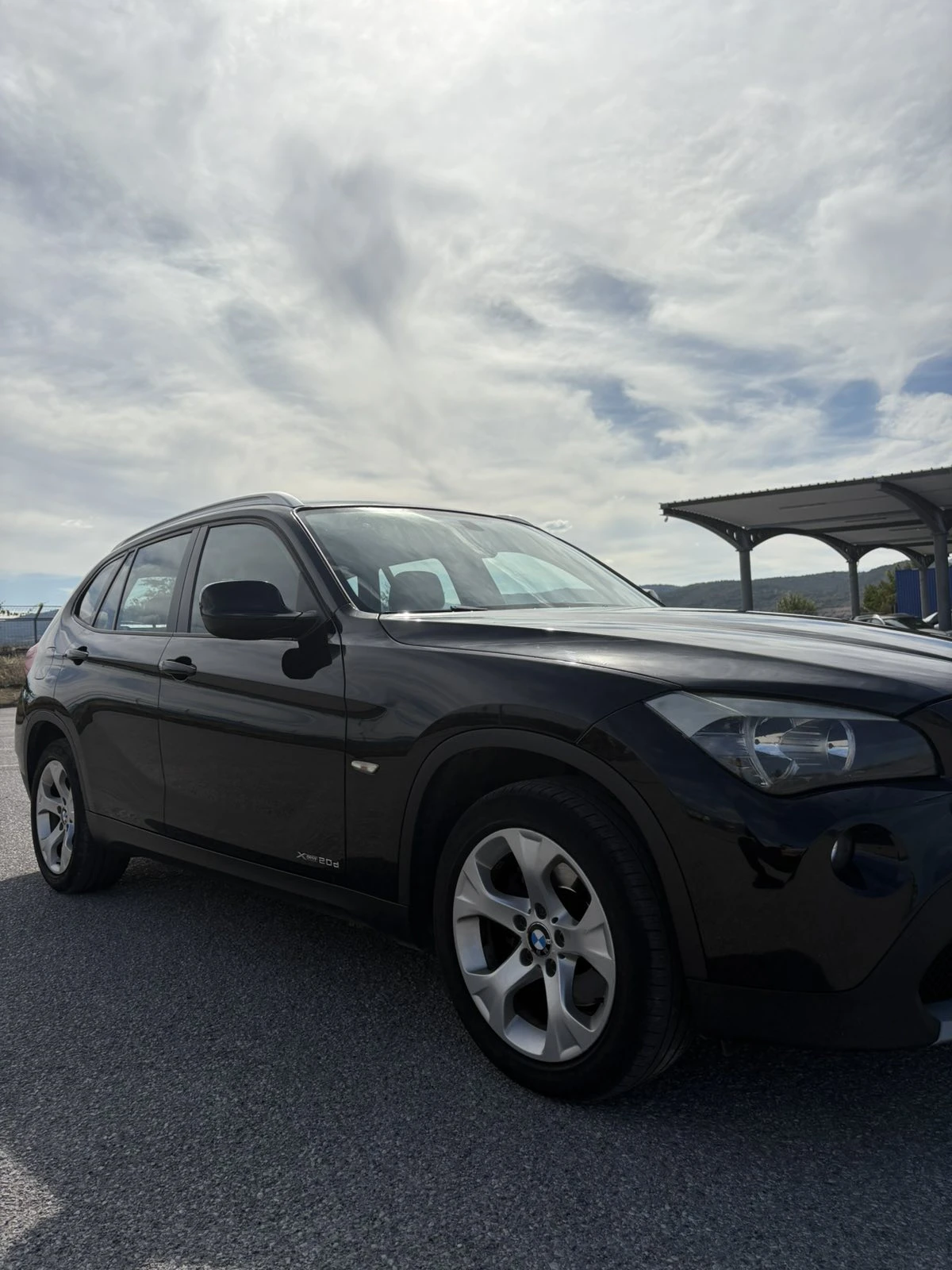 BMW X1 2.0, снимка 3 - Автомобили и джипове - 56357601