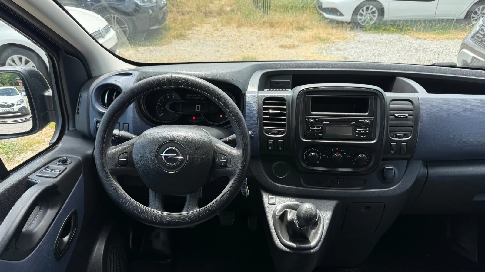 Opel Vivaro 1.6CDTi* BiTurbo* 145кс* 9МЕСТА* Клима* Euro6, снимка 10 - Бусове и автобуси - 55101807