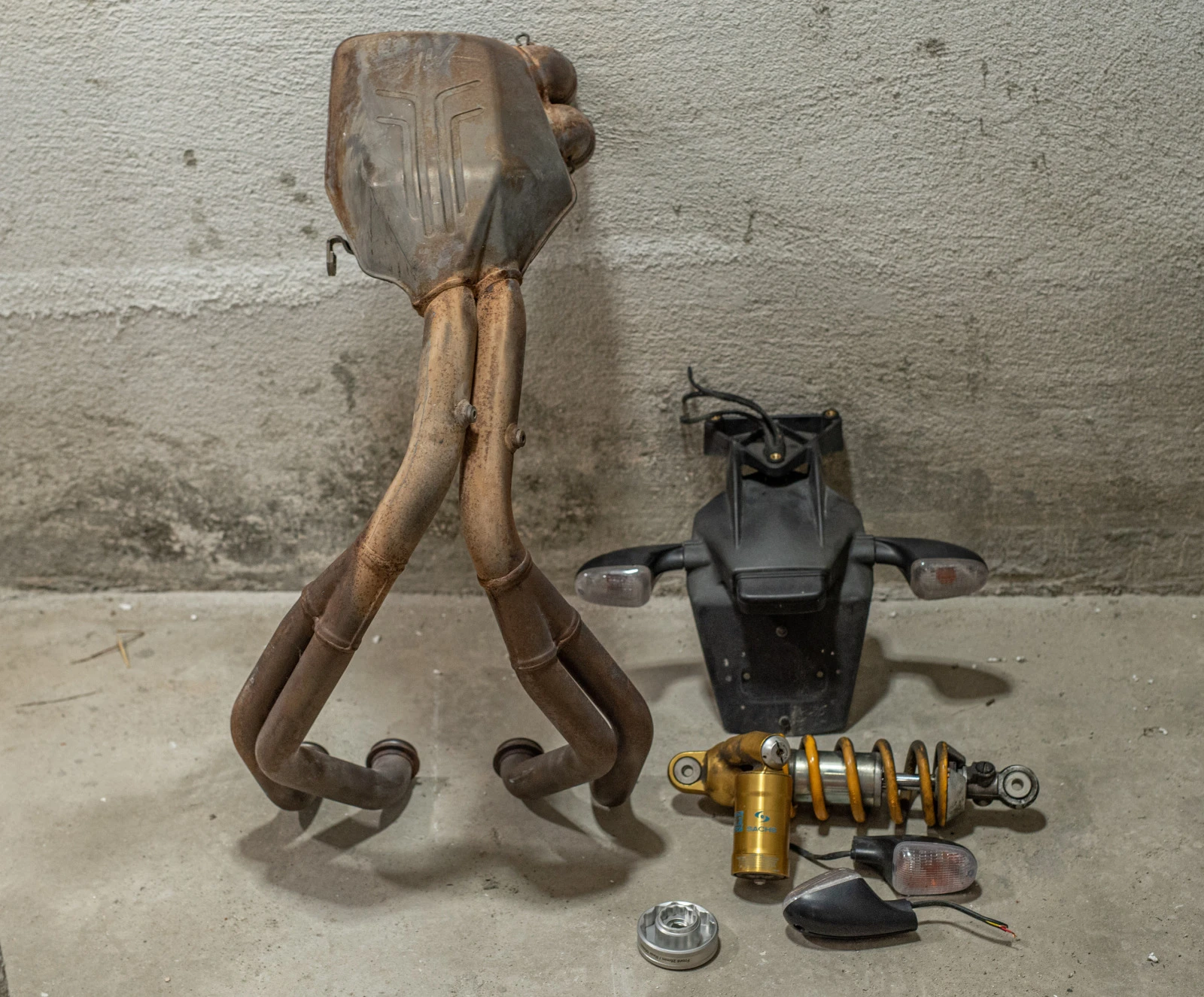 MV Agusta Brutale 989 R | Mobile.bg   13