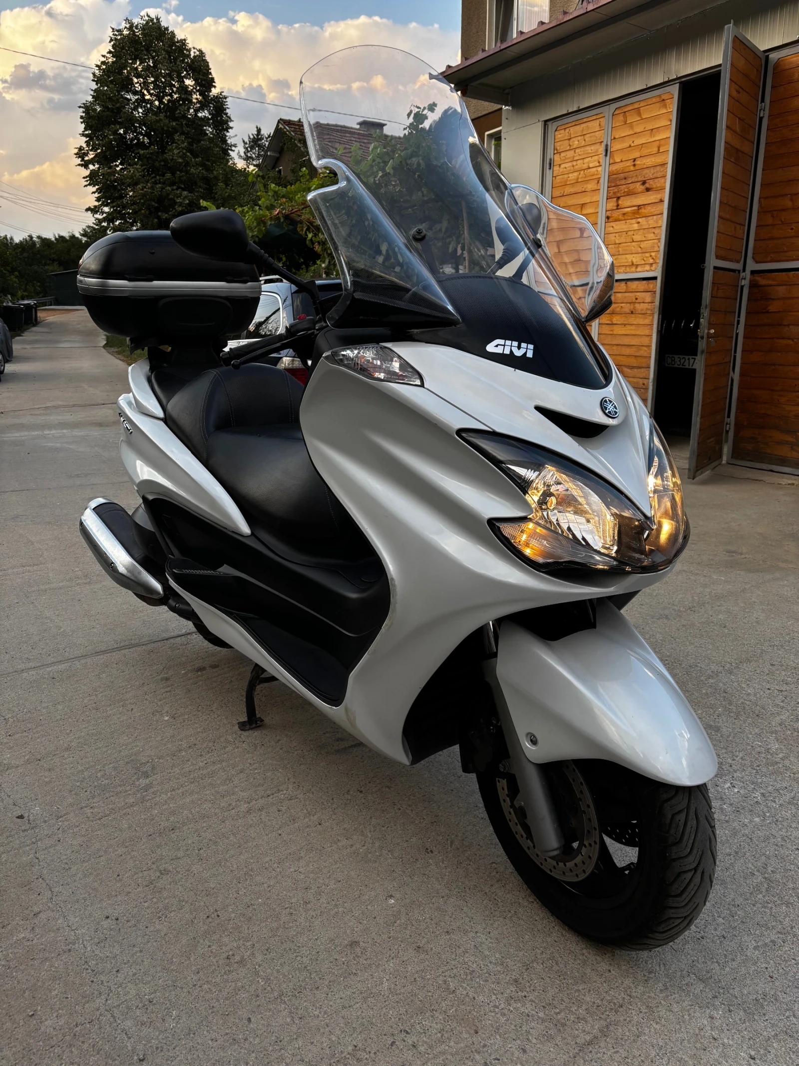 Yamaha Majesty 400, снимка 5 - Мотоциклети и мототехника - 55682042