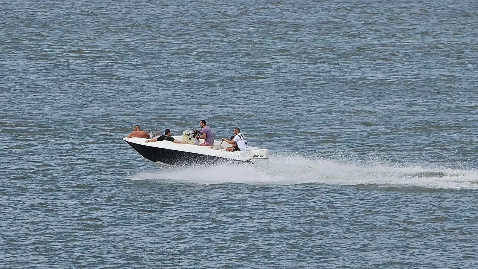 Лодка Собствено производство johnson 175кс + лодка + колесар - изображение 6