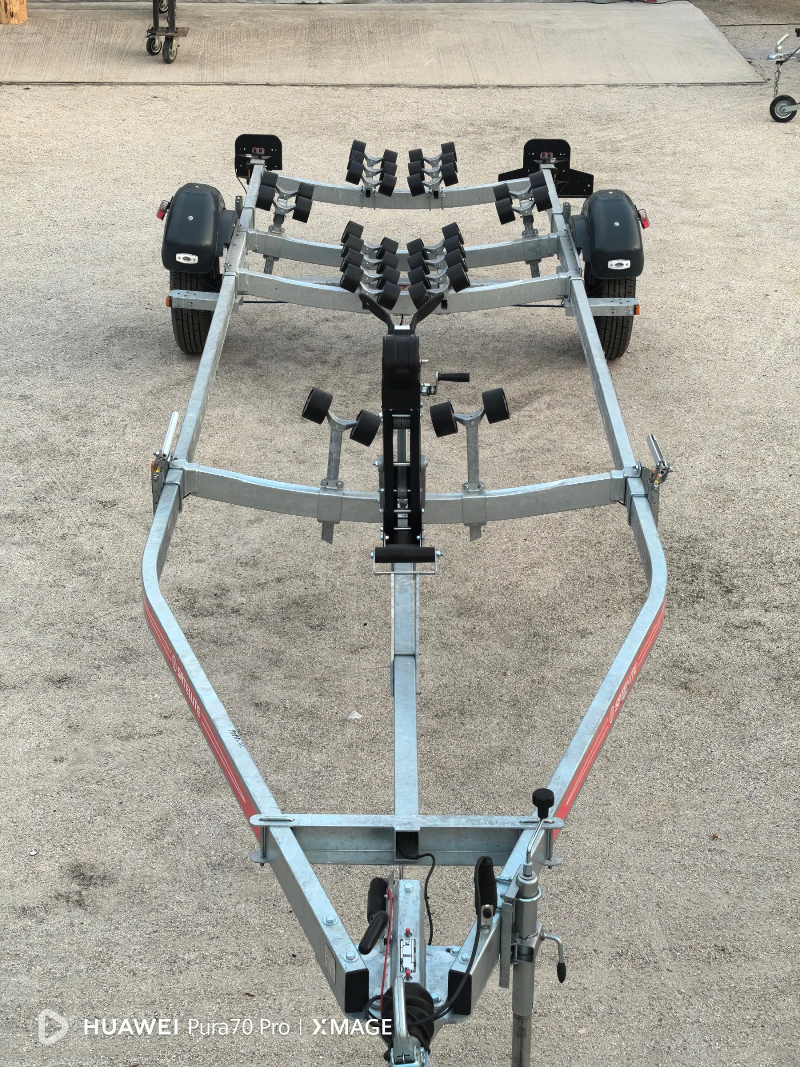   Satellite | Mobile.bg   2