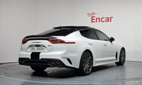 Kia Stinger 3.3* TURBO* ПОДГРЕВ* ОБДУХВАНЕ* ХЕДЪП* LANE* ASSIS, снимка 2