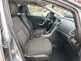 Opel Astra КАТО НОВА, снимка 13