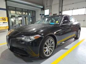 Alfa Romeo Giulia * 4DR SDN AWD * CARFAX * , снимка 1