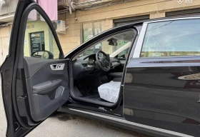 HongQi E-HS9 | Mobile.bg � ����� ������ 14