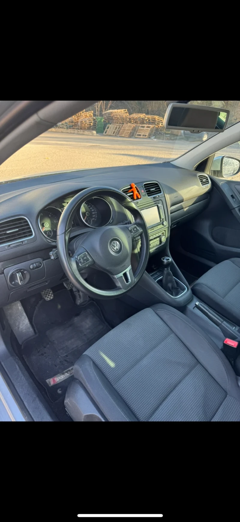 VW Golf 1.6, снимка 8 - Автомобили и джипове - 47457172