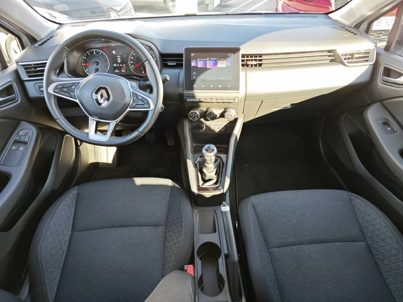 Renault Clio 1.0TCe 90k.c., снимка 13 - Автомобили и джипове - 47878247