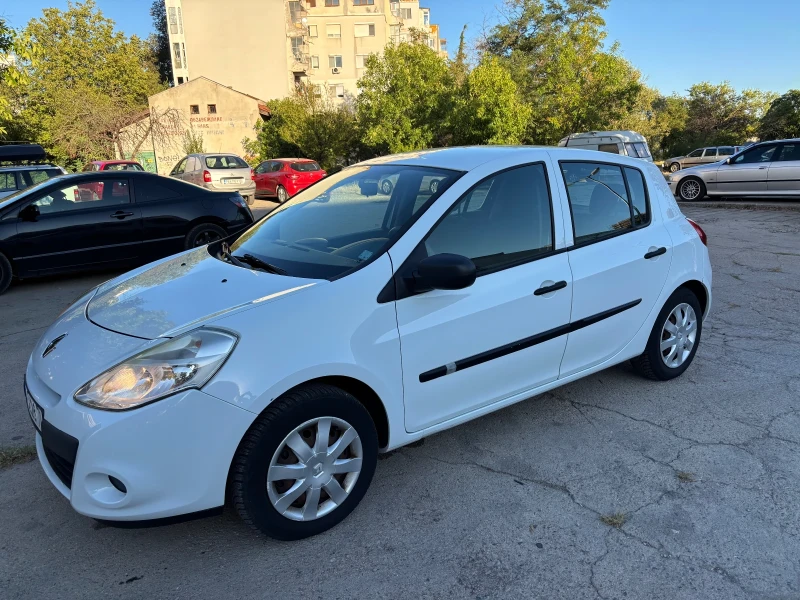 Renault Clio Clio III, 1, 5 dCi 75hp, снимка 4 - Автомобили и джипове - 52138293