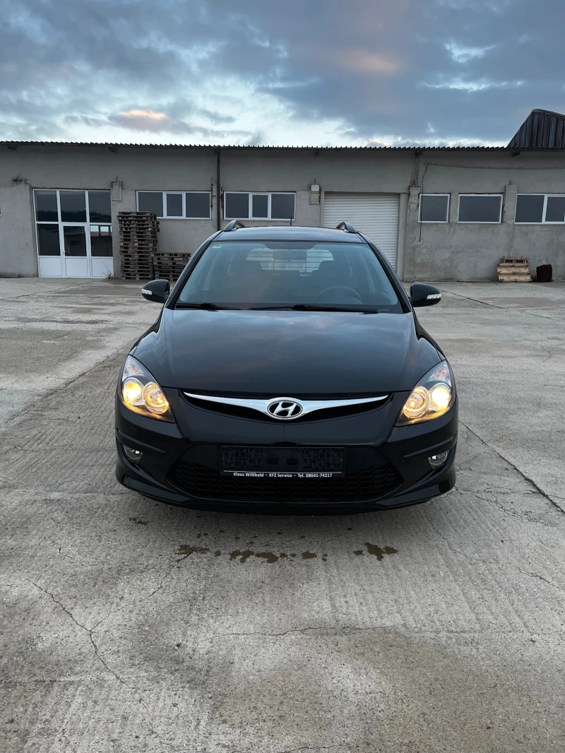 Hyundai I30 CW НОВ ВНОС Германия, снимка 2 - Автомобили и джипове - 52335612