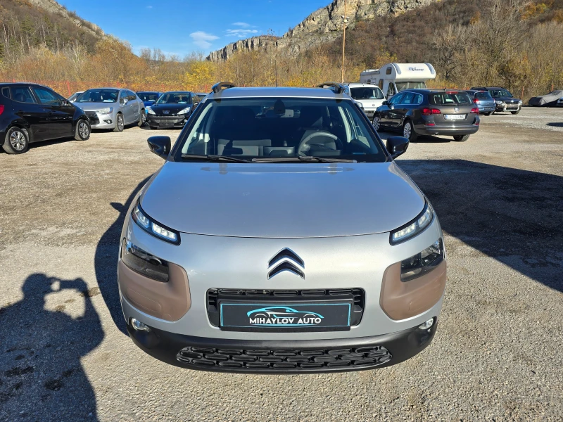 Citroen C4 Cactus 1.2i КАТО НОВА, снимка 8 - Автомобили и джипове - 52539145