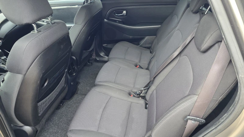 Kia Carens 1, 7CRDI/101000км/, снимка 14 - Автомобили и джипове - 52735440