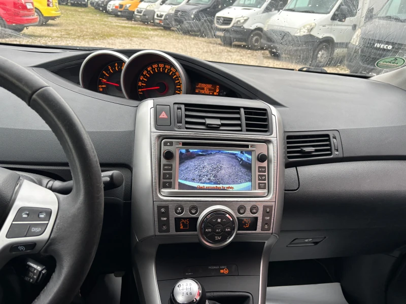 Toyota Verso D4D НАВИ ПАРКТРОНИК, снимка 9 - Автомобили и джипове - 53275090