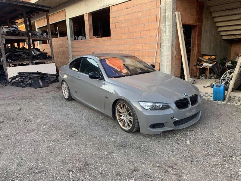 BMW 330 E92, снимка 2 - Автомобили и джипове - 47075170