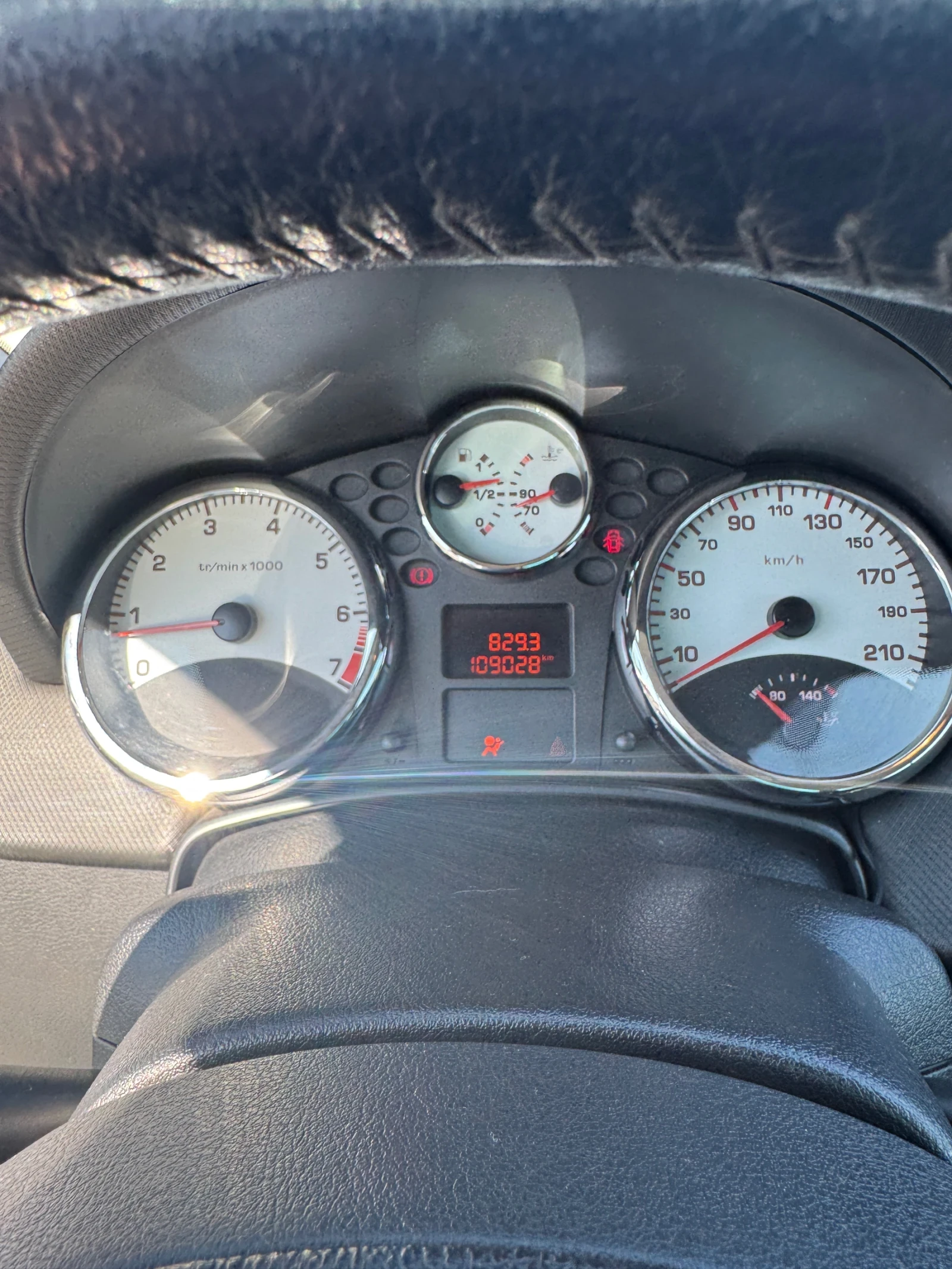 Peugeot 207  | Mobile.bg   11