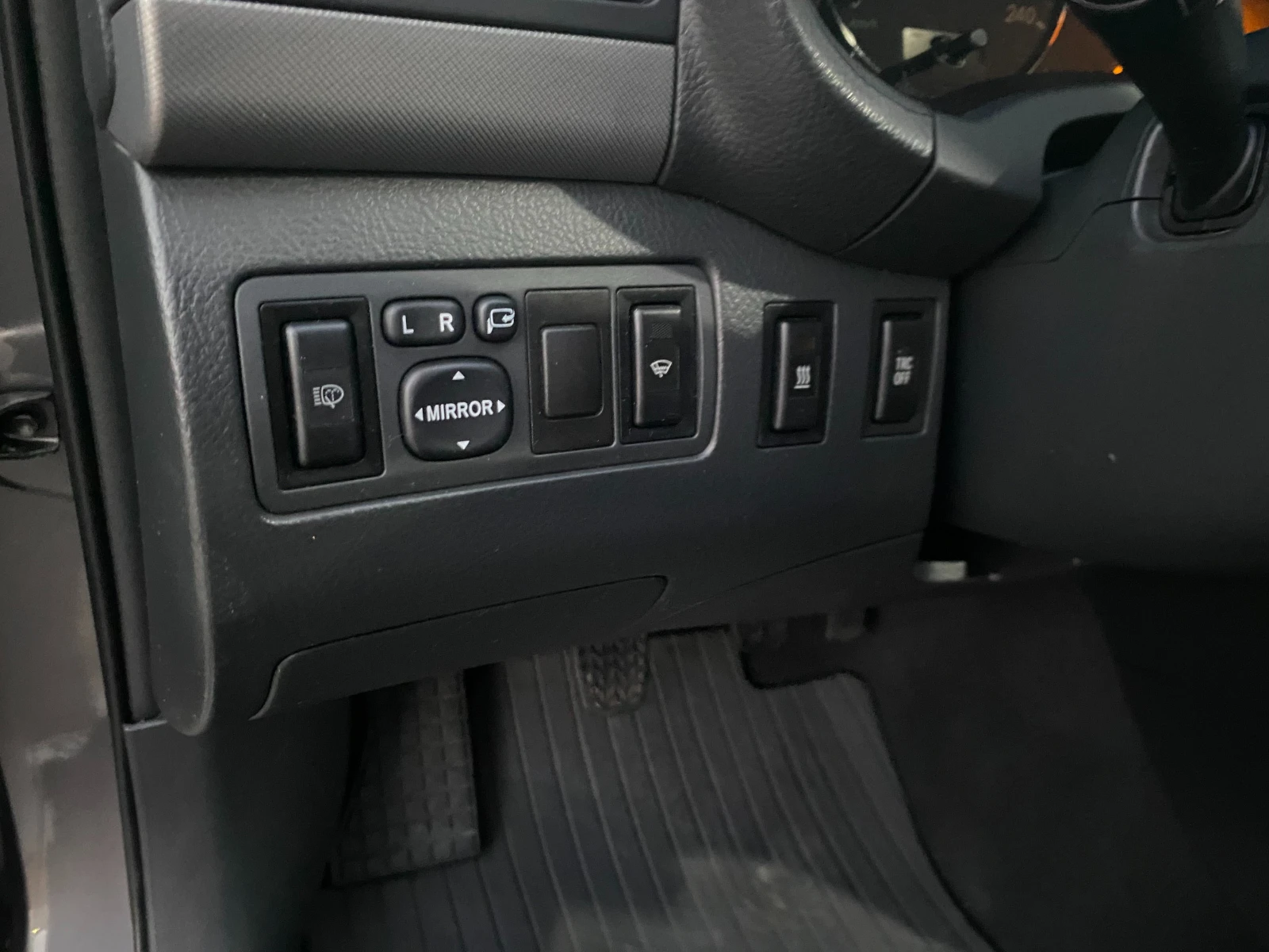 Toyota Avensis T25 | Mobile.bg � ����������� 11