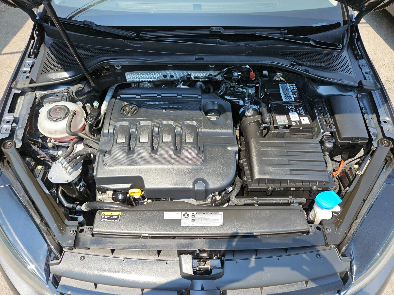 VW Golf 1.6TDI/Variant/116k.c/LED/ACC/NAVI/БЛУТУТ/EURO 6B/ - изображение 8